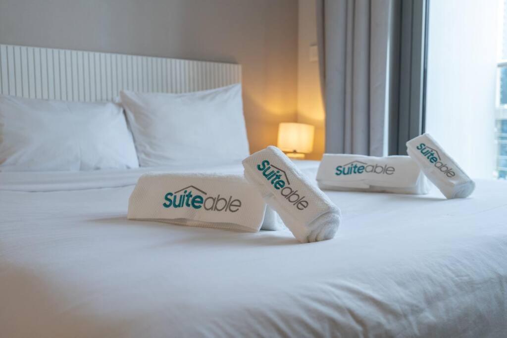 Cozy Studio In Sparkle Tower Jbr By Suiteable Dubai Esterno foto