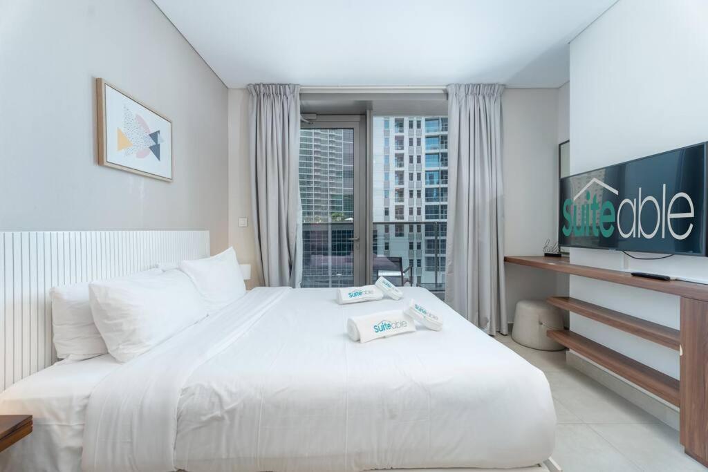 Cozy Studio In Sparkle Tower Jbr By Suiteable Dubai Esterno foto